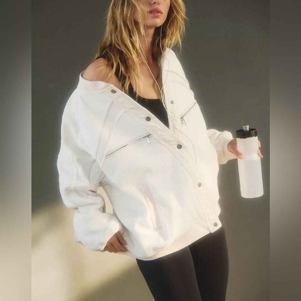 NWT Free People Movement Extra Winnings
Cardi / Ivory Combo - Picture 4 of 10